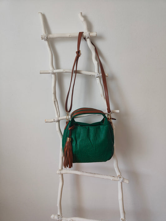 Bolso shopping en polipiel verde y camel